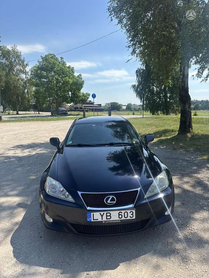 Lexus IS 220, 2.2 l., Седан