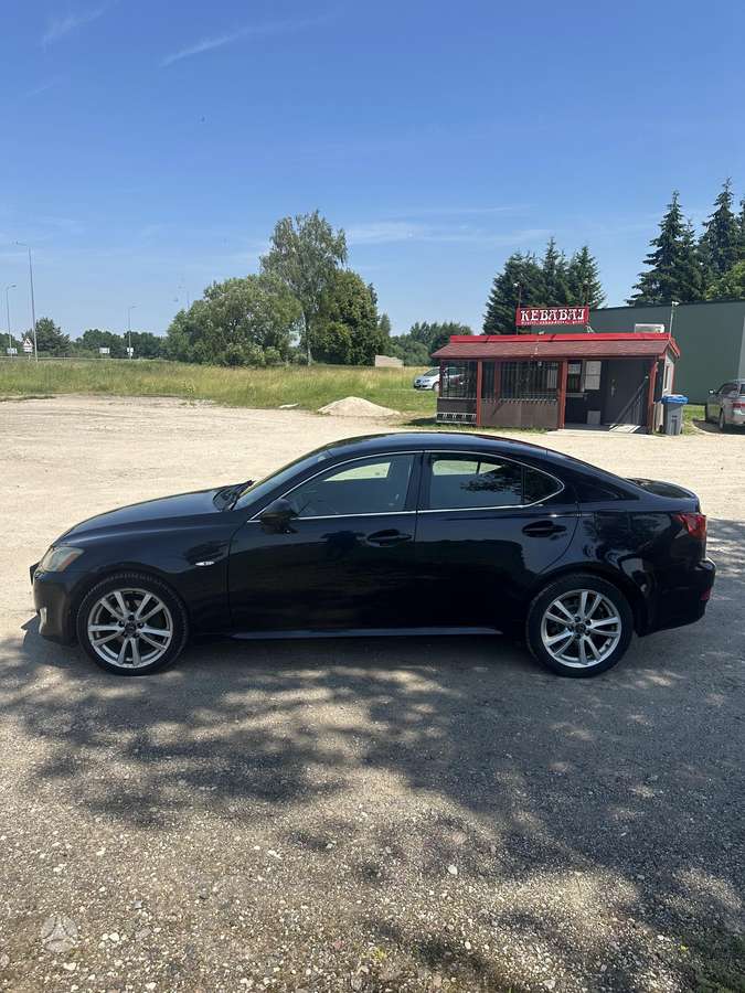 Lexus IS 220, 2.2 l., Седан