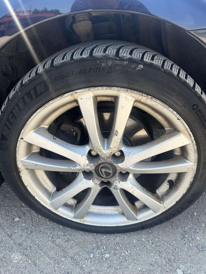 Lexus IS 220, 2.2 l., Седан