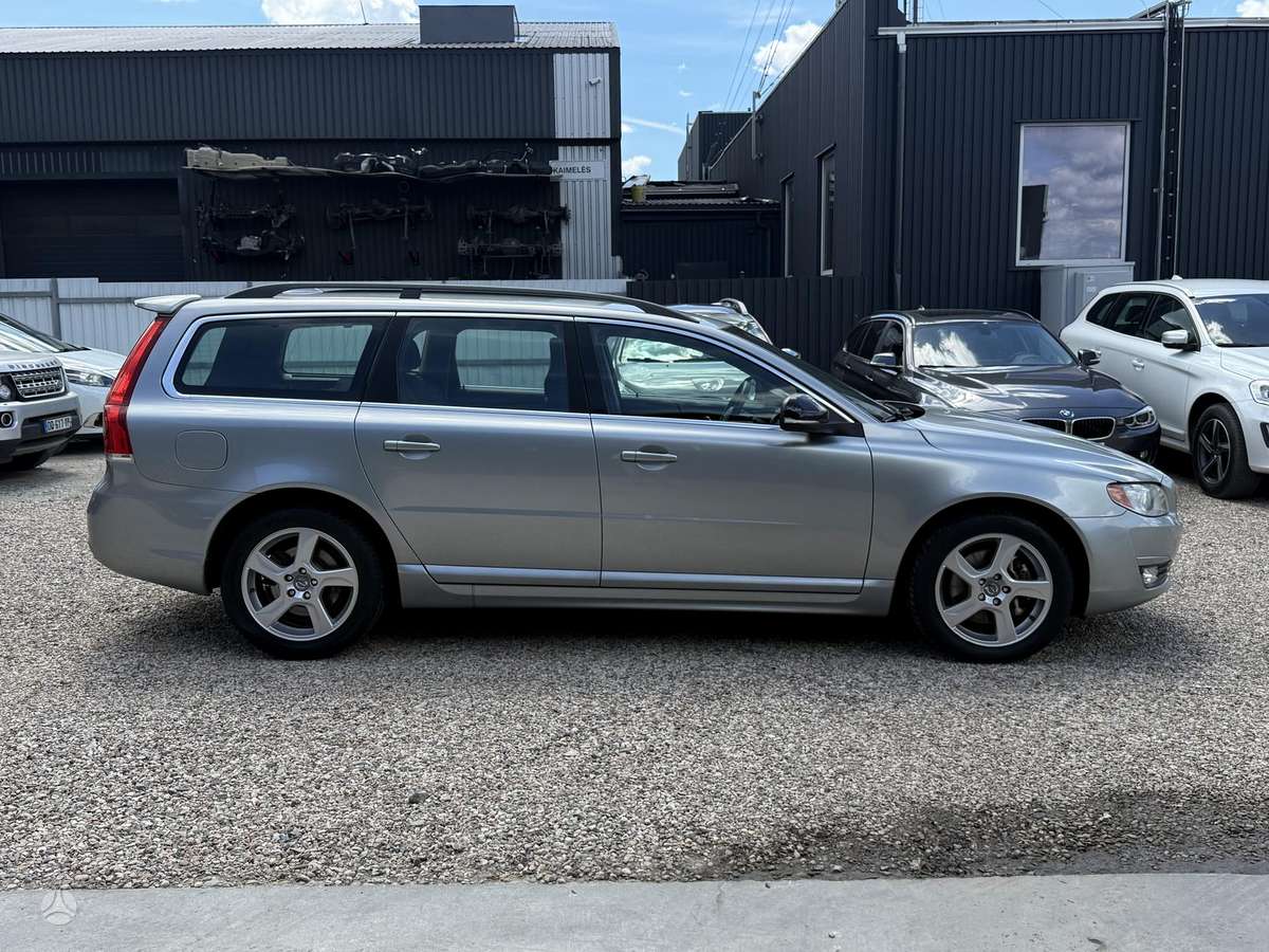 Volvo V70, 2.0 l., Универсал