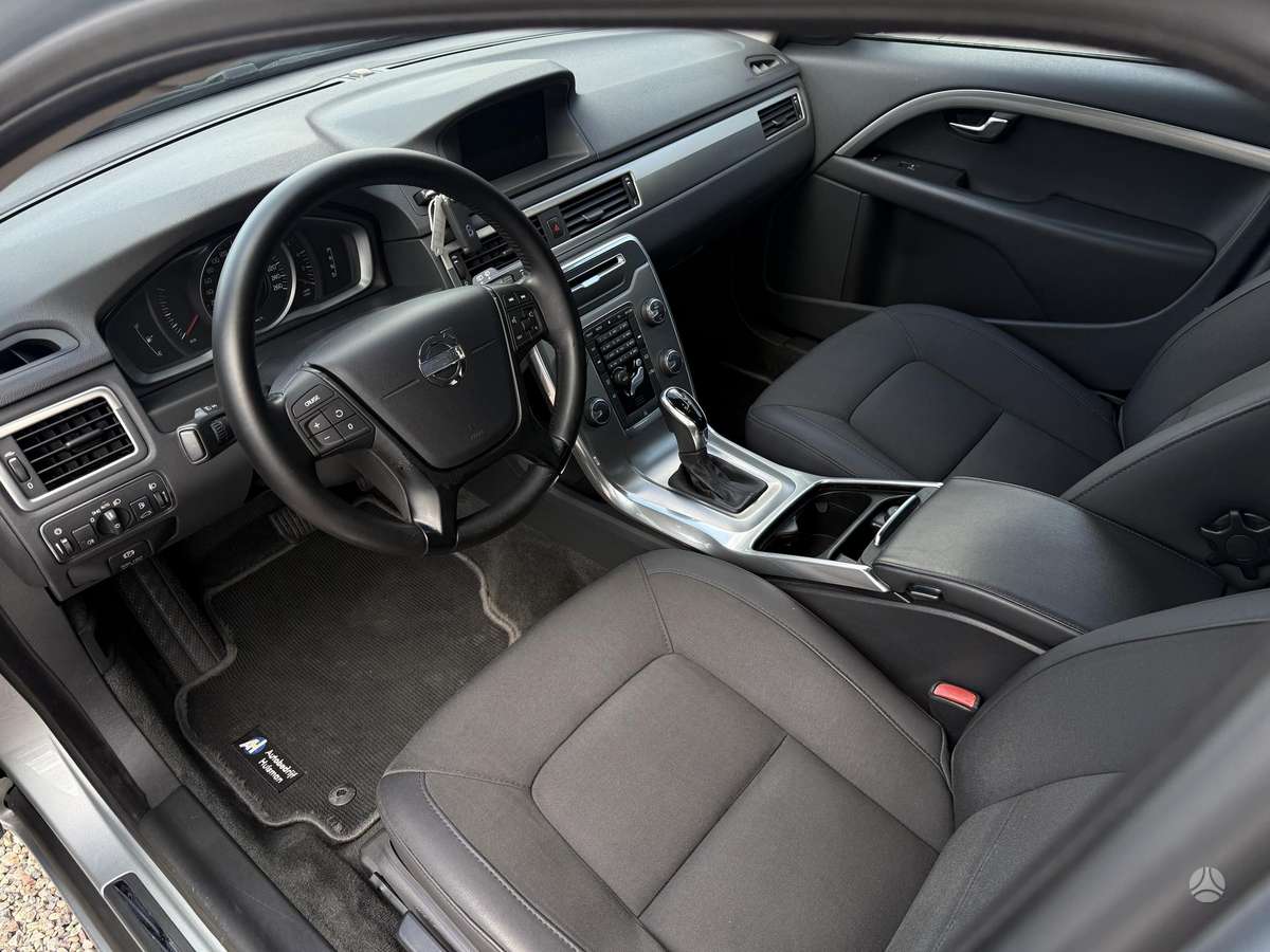 Volvo V70, 2.0 l., Универсал