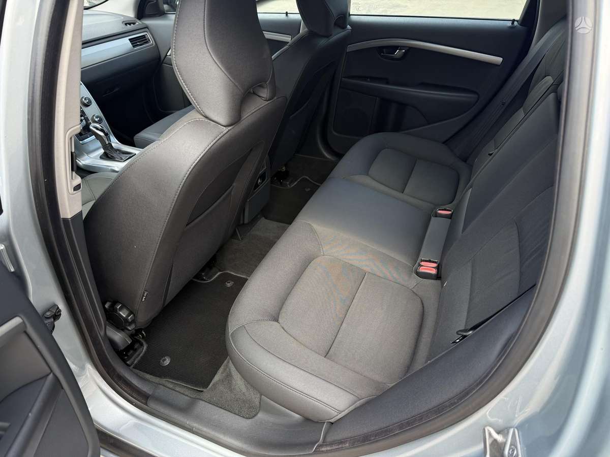 Volvo V70, 2.0 l., Универсал