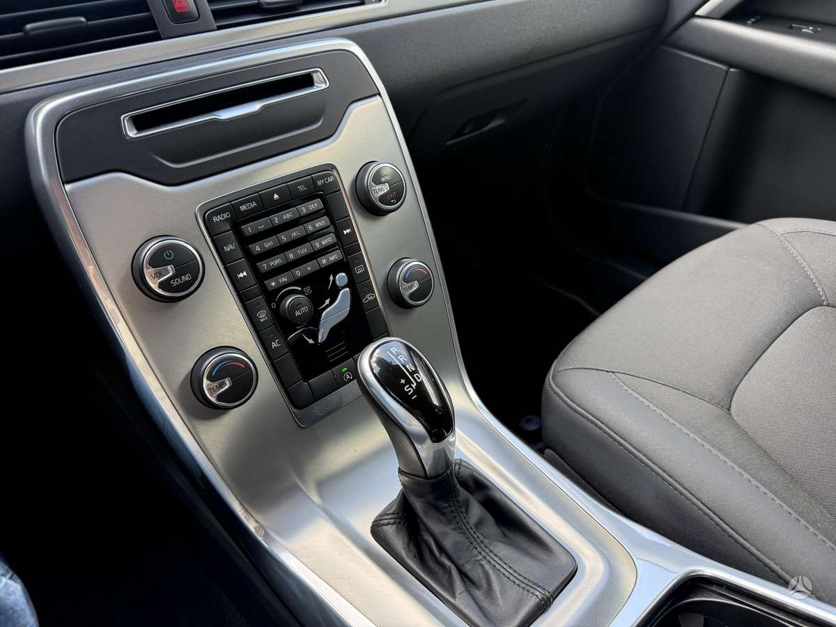 Volvo V70, 2.0 l., Универсал