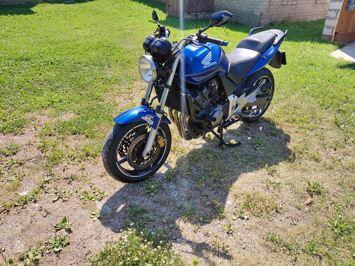 Honda CBF 600cc, street / classic