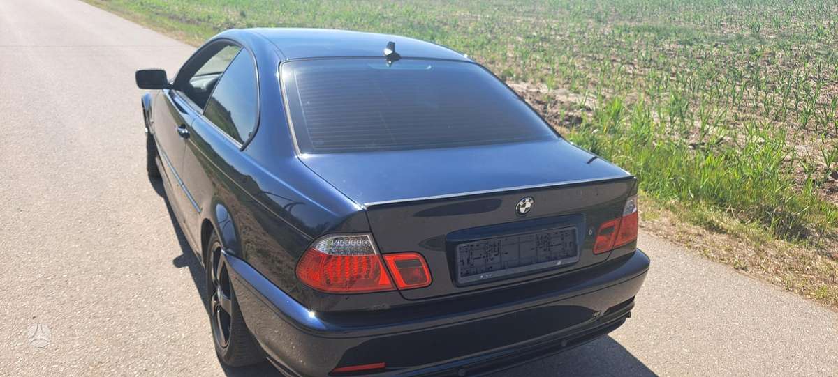 BMW 325, coupe