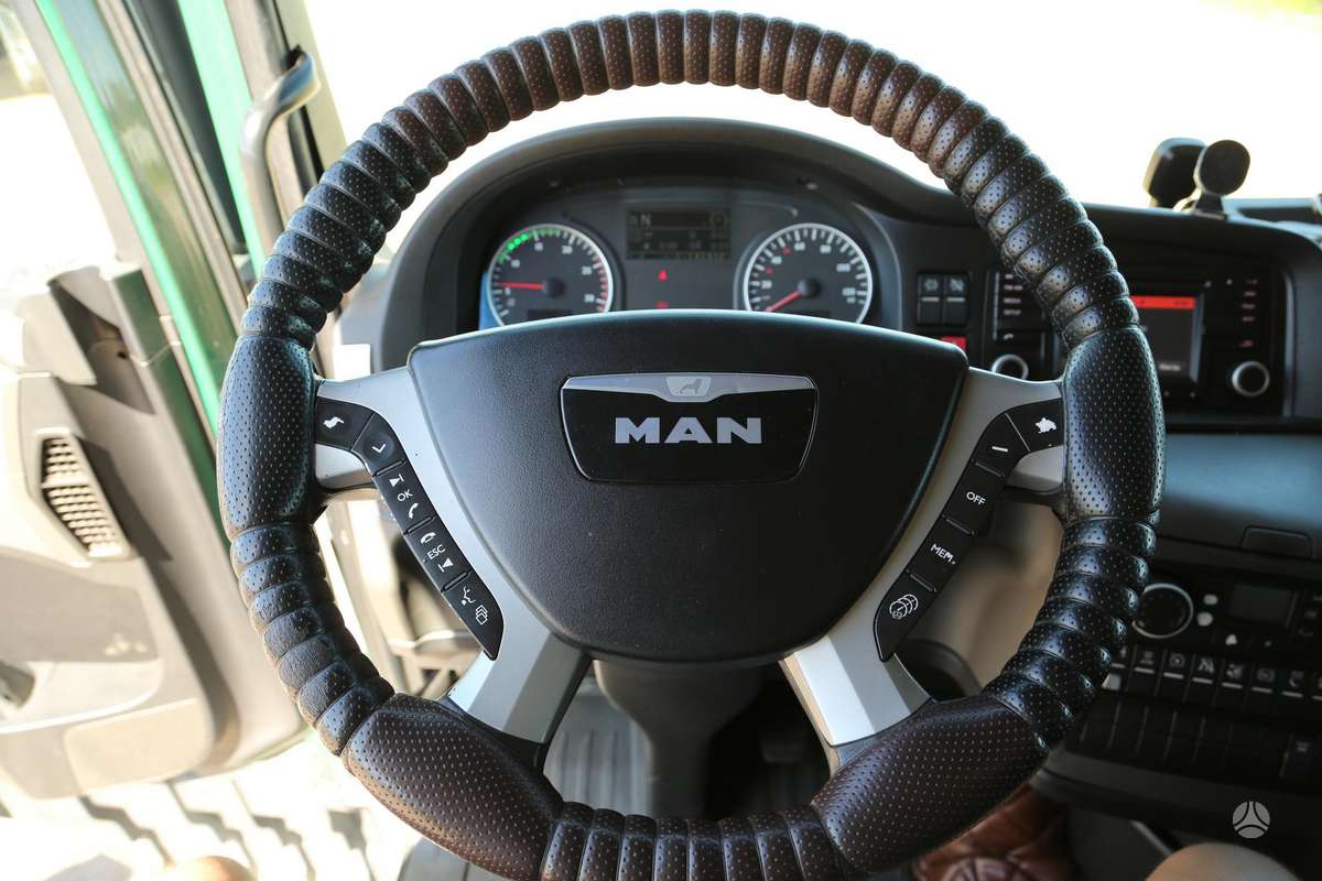 MAN TGX, 2 miegamosios vietos