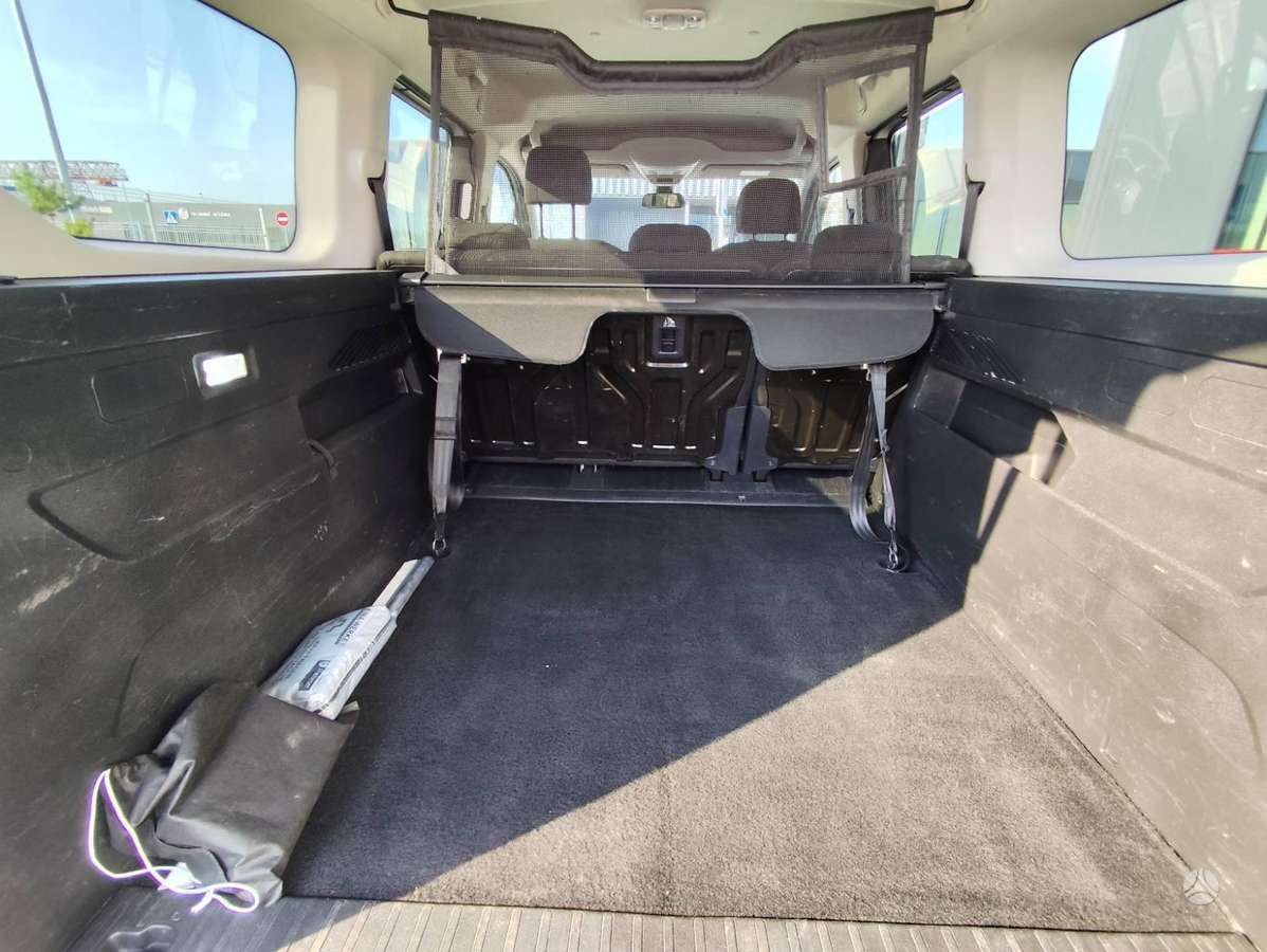 Opel Combo, 1.5 l., Минивэн