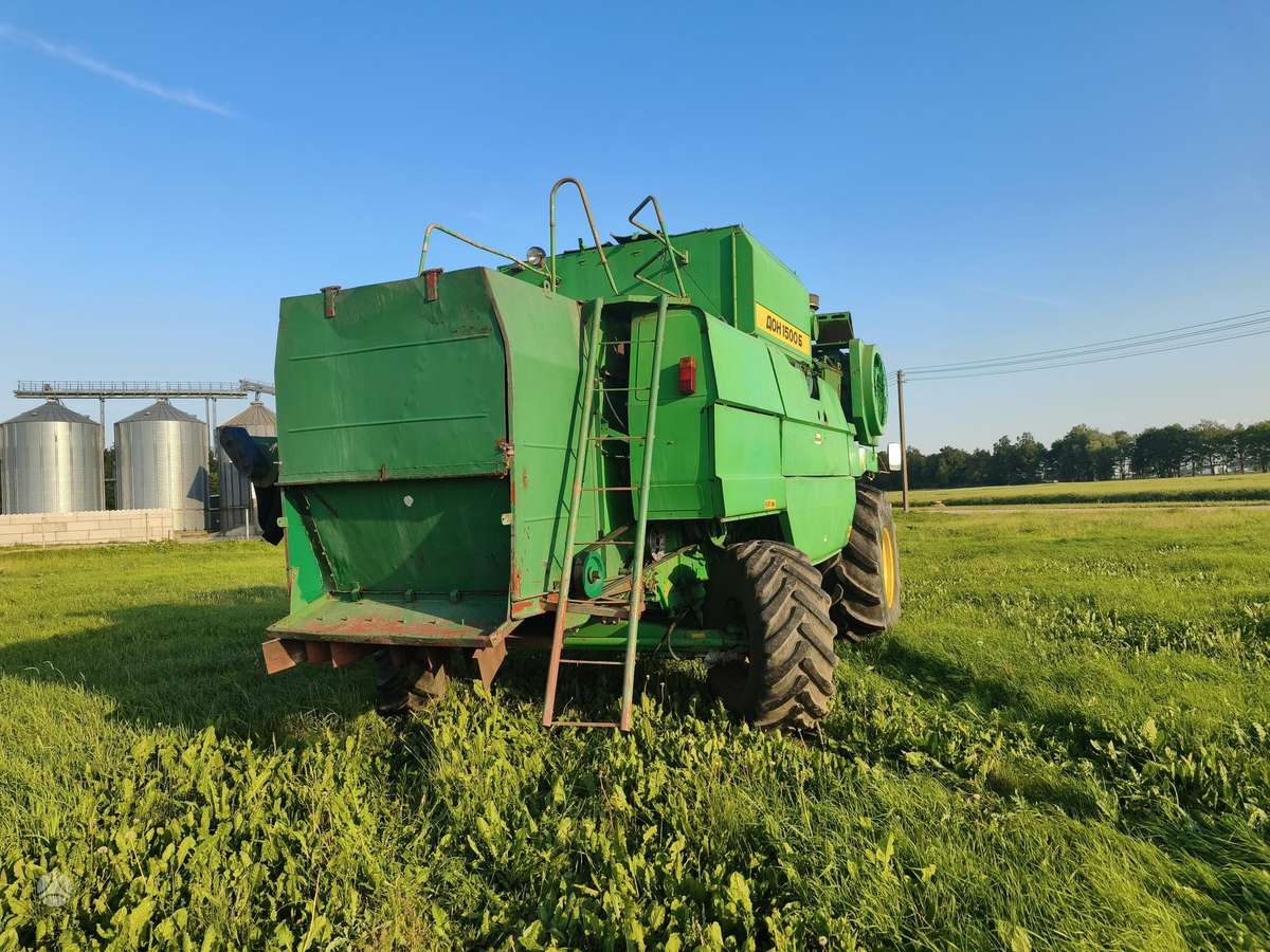 DON 1500B, combine harvesters