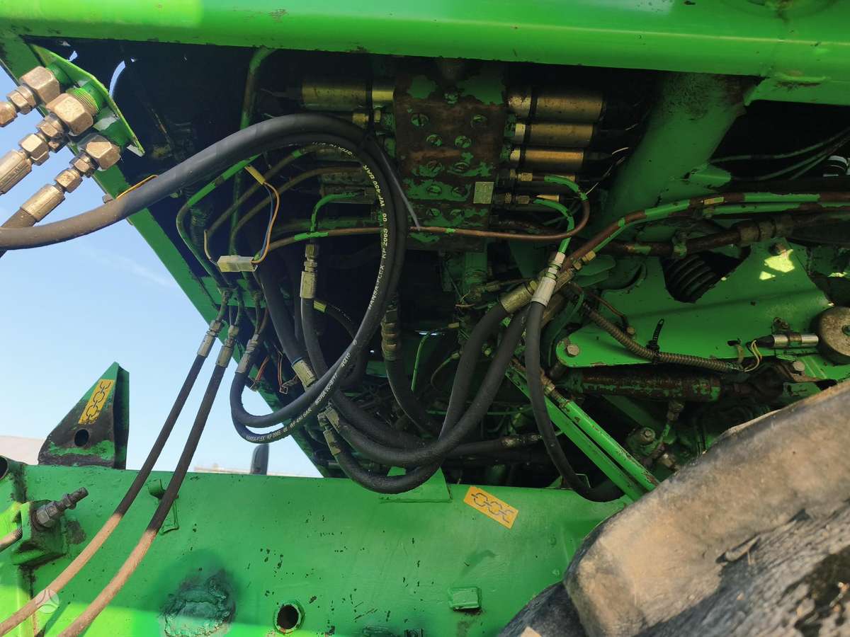 DON 1500B, combine harvesters