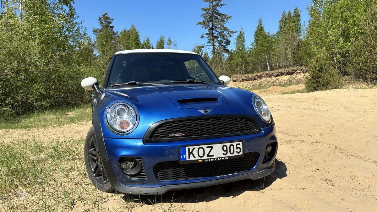 Mini Cooper JCW, 1.6 l., hatchback