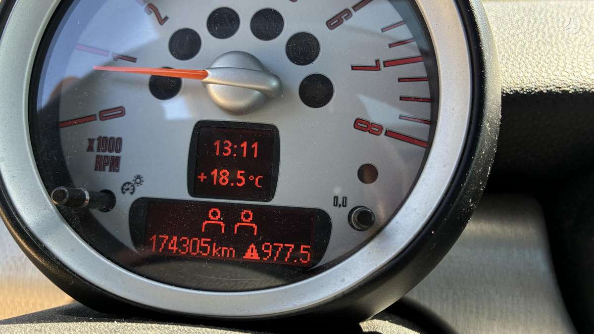 Mini Cooper JCW, 1.6 l., hatchback
