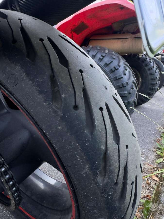 Ducati Monster 695cc, street / классические