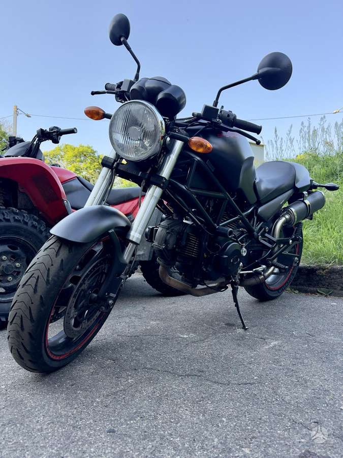 Ducati Monster 695cc, street / классические