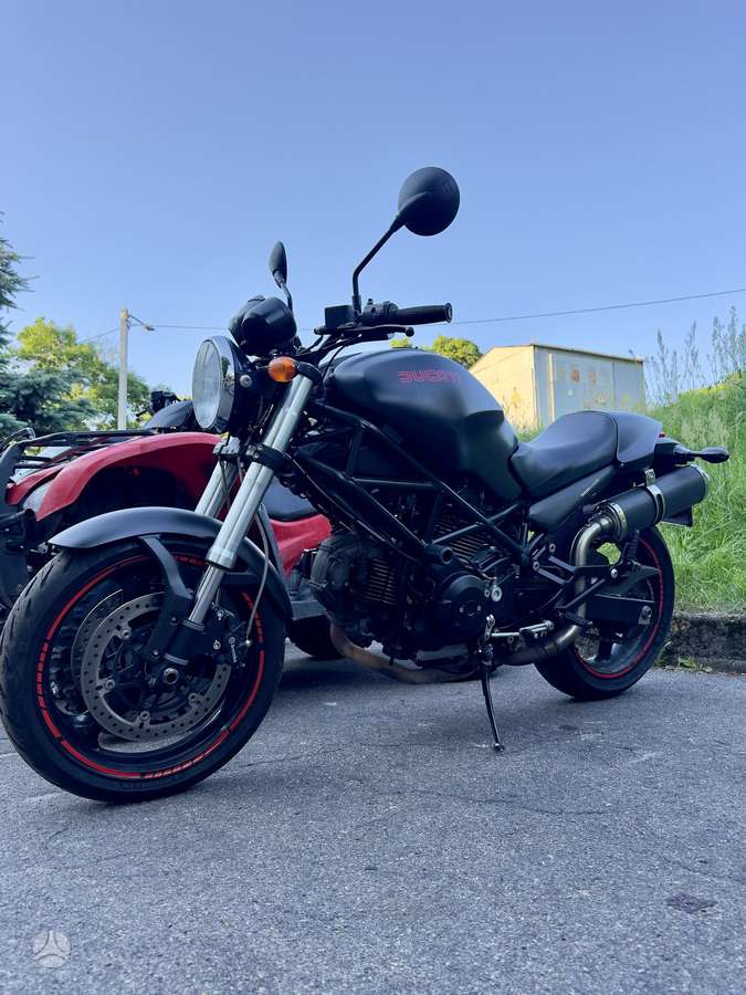 Ducati Monster 695cc, street / классические