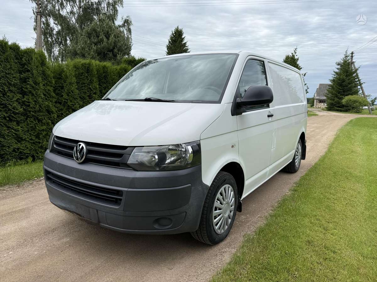 Volkswagen Transporter - 1