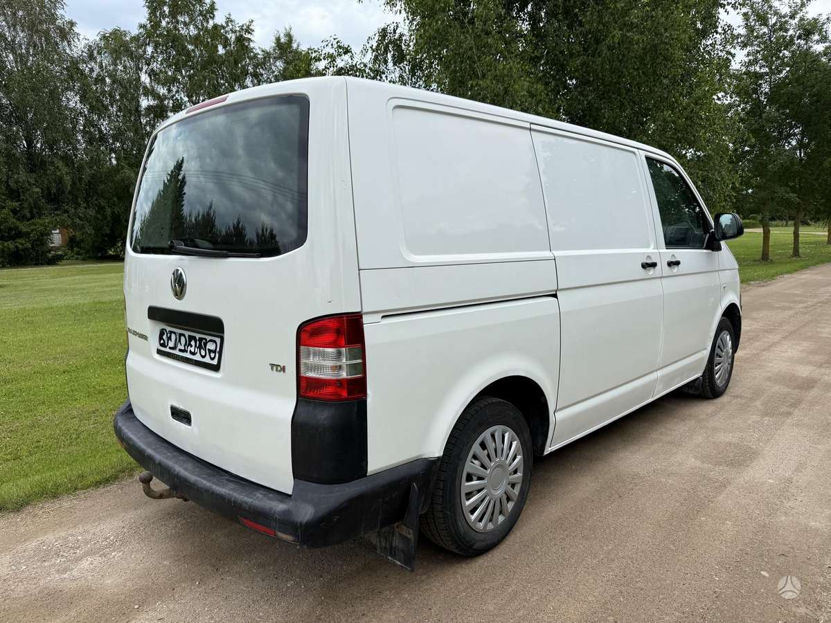 Volkswagen Transporter - 3