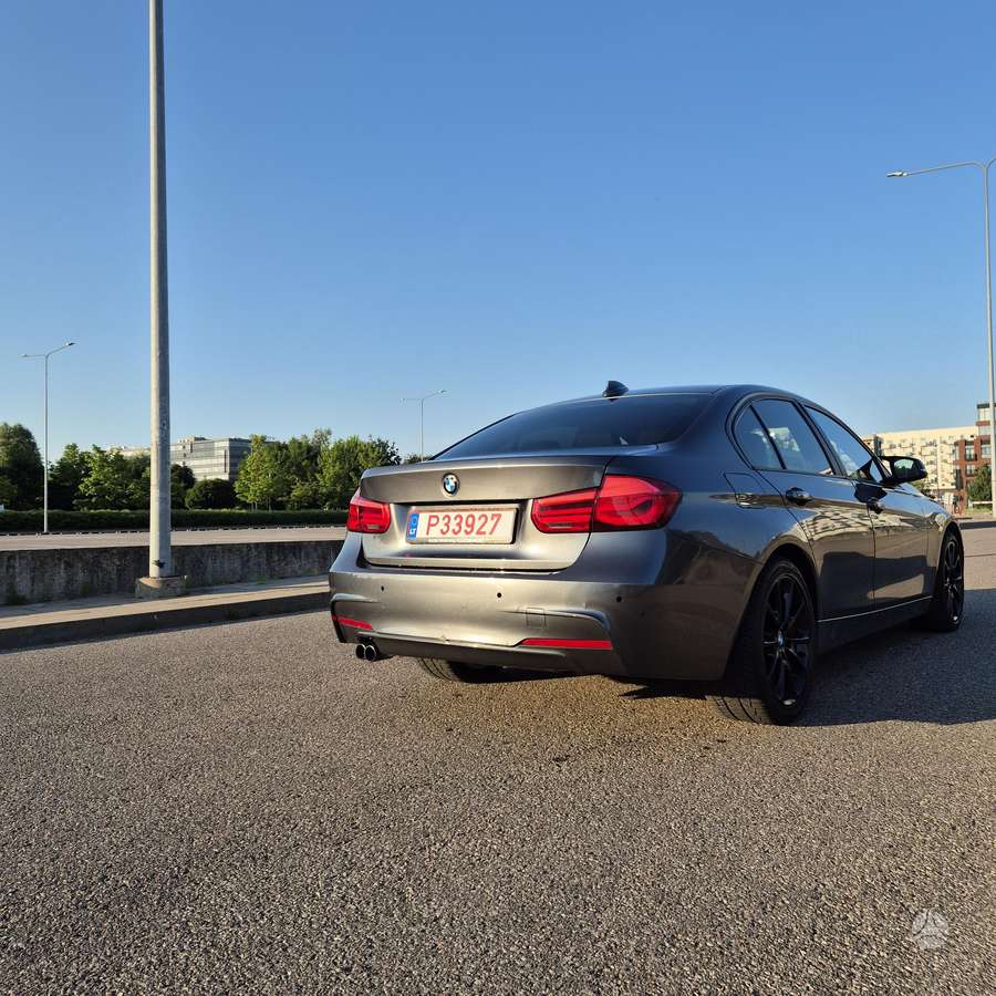 BMW 328, 2.0 l., Седан