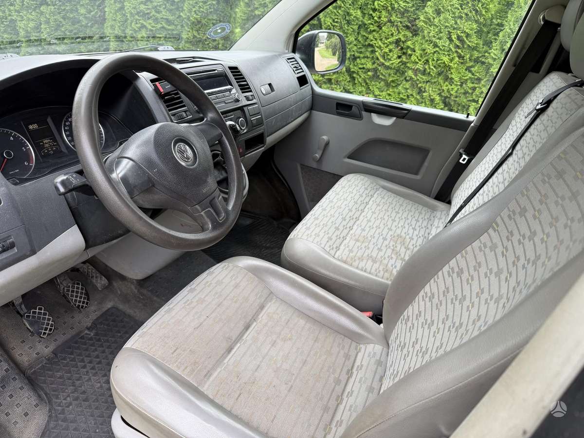 Volkswagen Transporter - 5