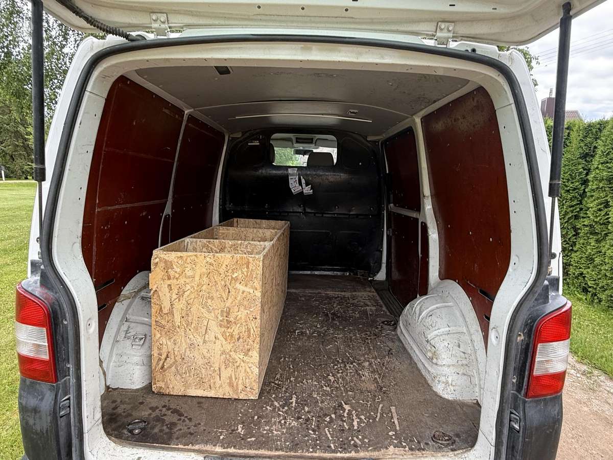 Volkswagen Transporter - 8