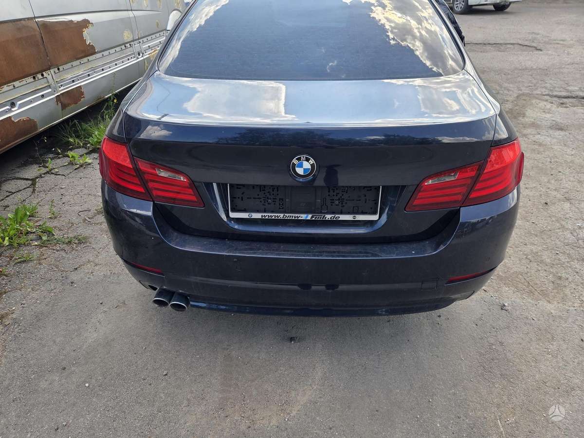 BMW 525 Europa dalimis