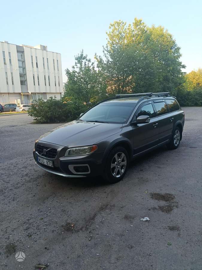 Volvo XC70 - 1