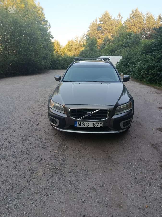 Volvo XC70 - 2
