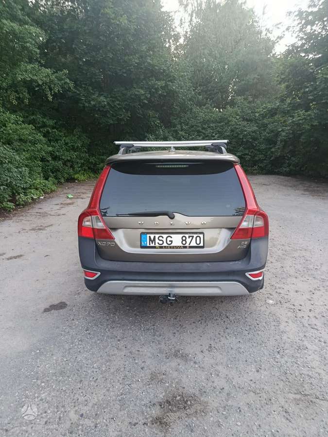 Volvo XC70 - 11