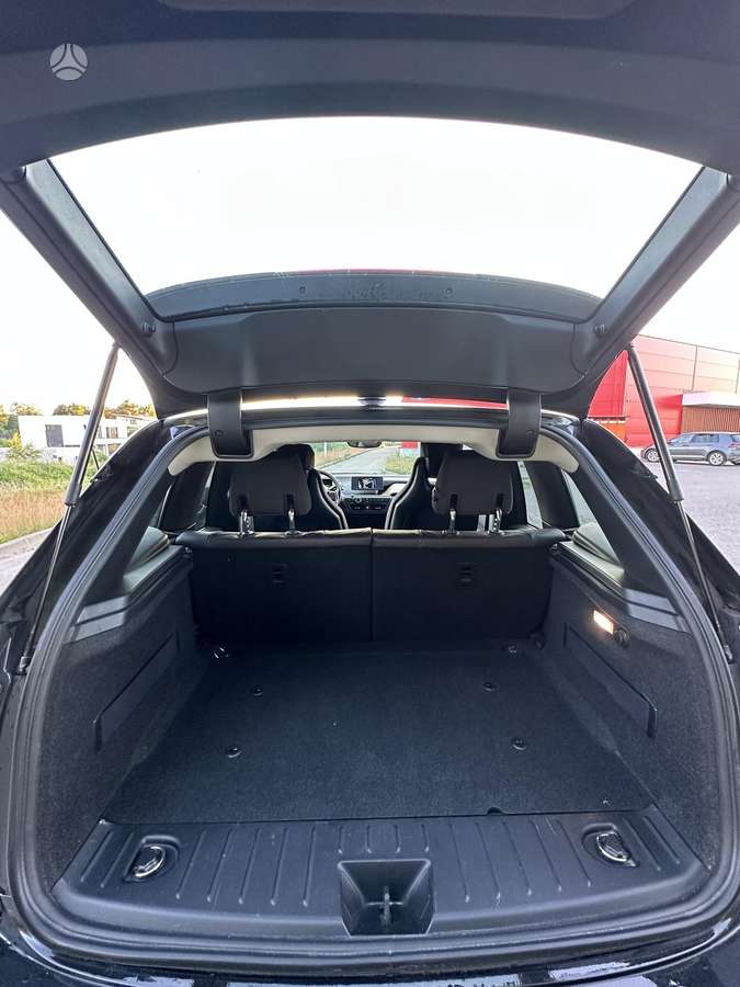 BMW i3, 22 кВт·ч, Хэтчбек