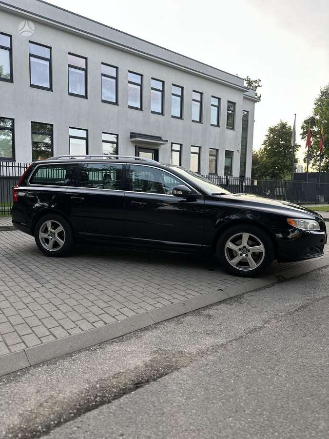 Volvo V70, 2.0 l., universalas