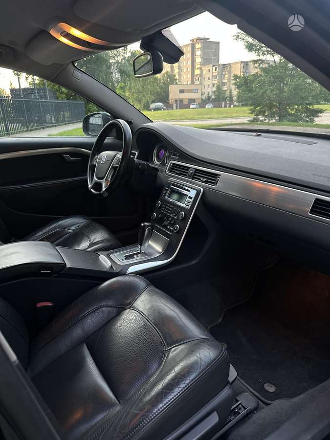 Volvo V70, 2.0 l., Универсал