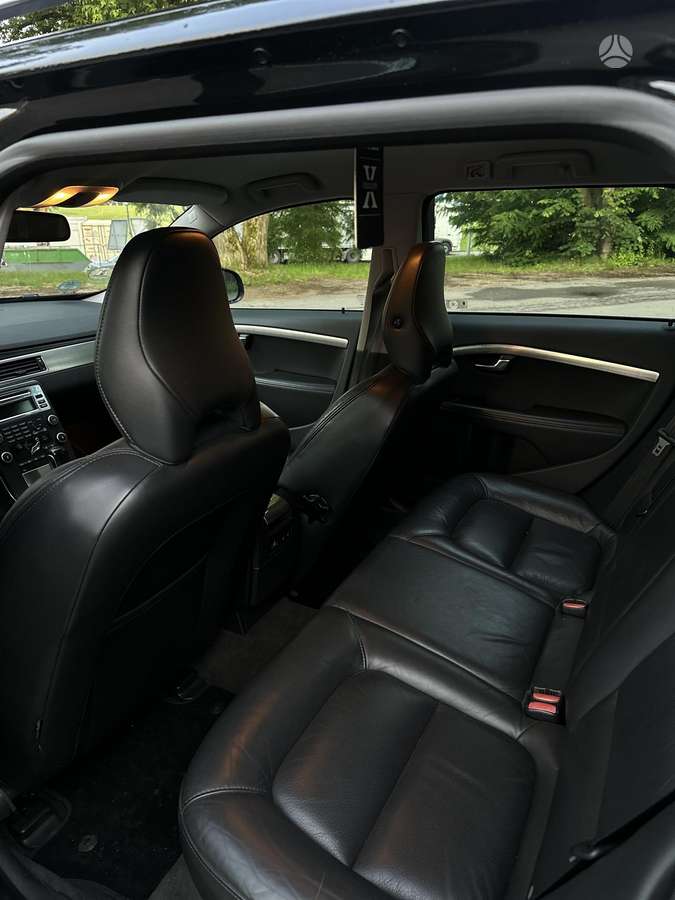 Volvo V70, 2.0 l., Универсал