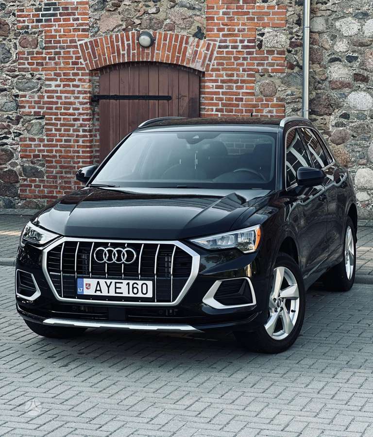 Audi Q3, 2.0 l., hatchback