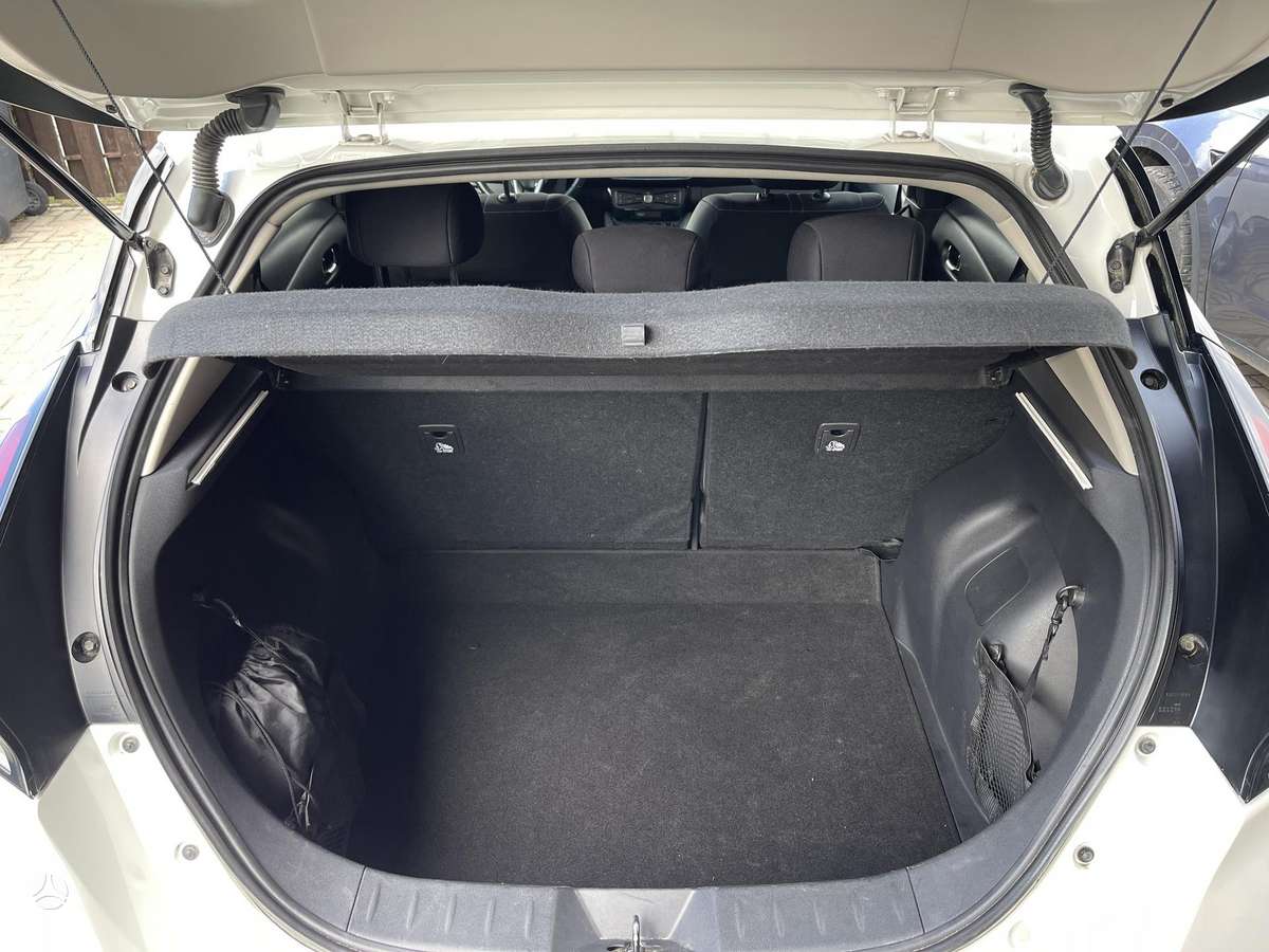 Nissan Leaf, 62 kWh, hečbekas