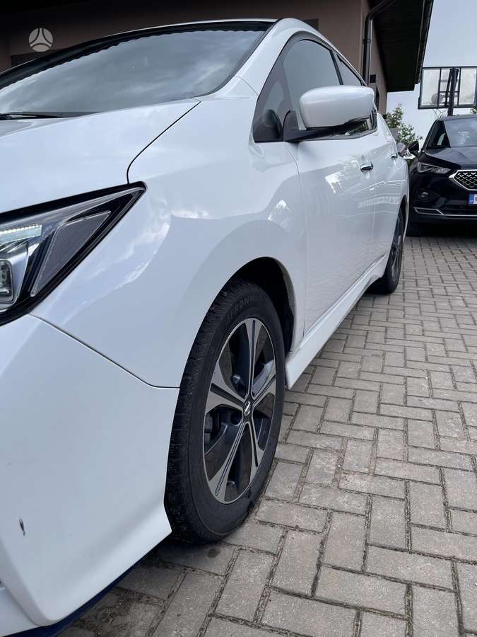 Nissan Leaf, 62 kWh, hečbekas