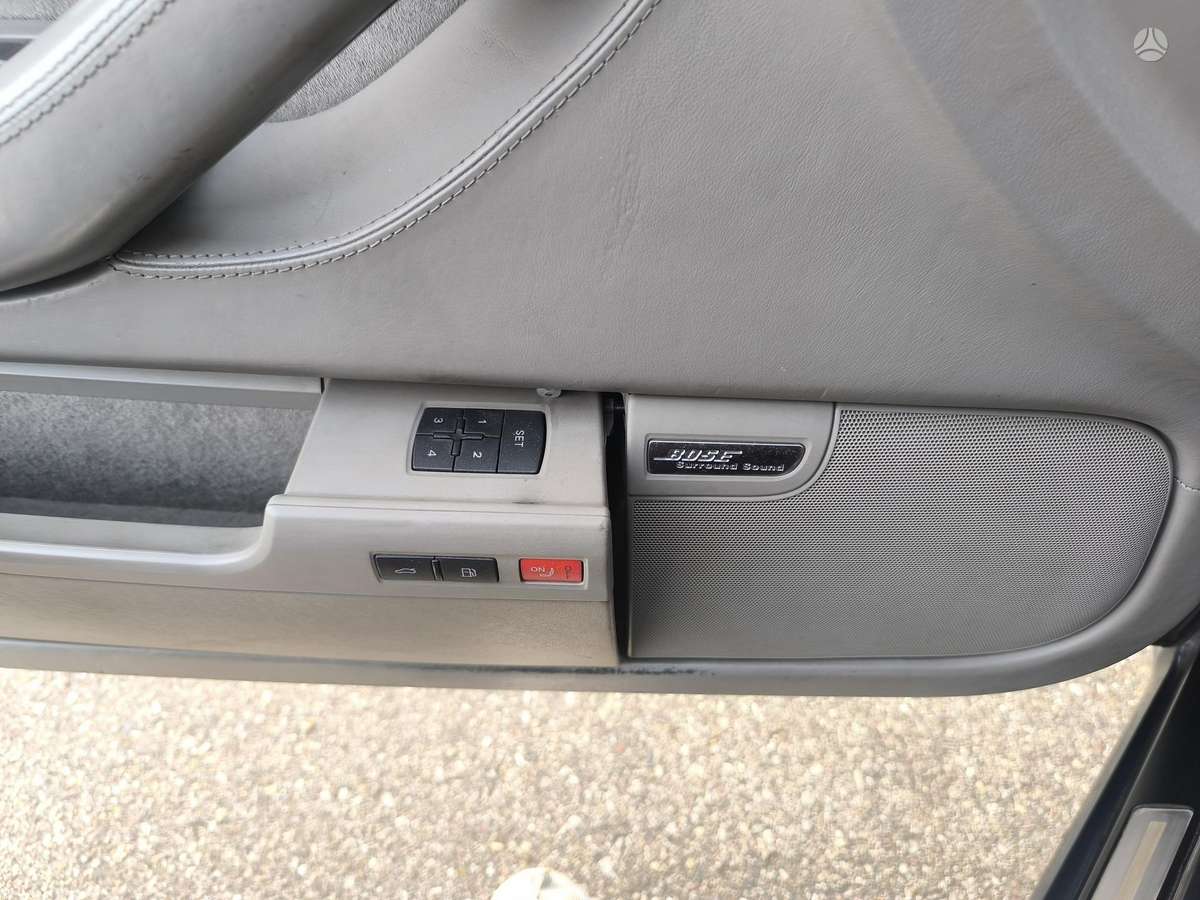 Audi A8, 4.1 l., Седан