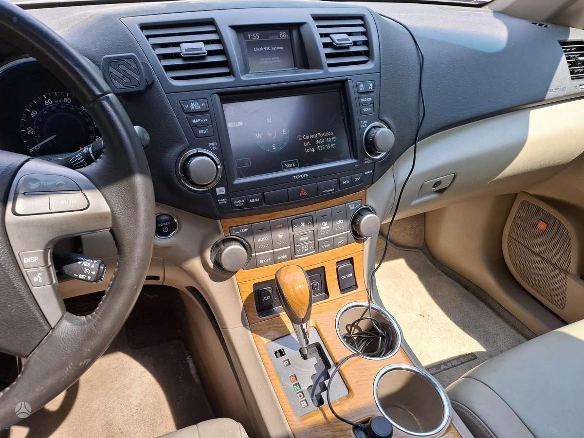 Toyota Highlander - 11