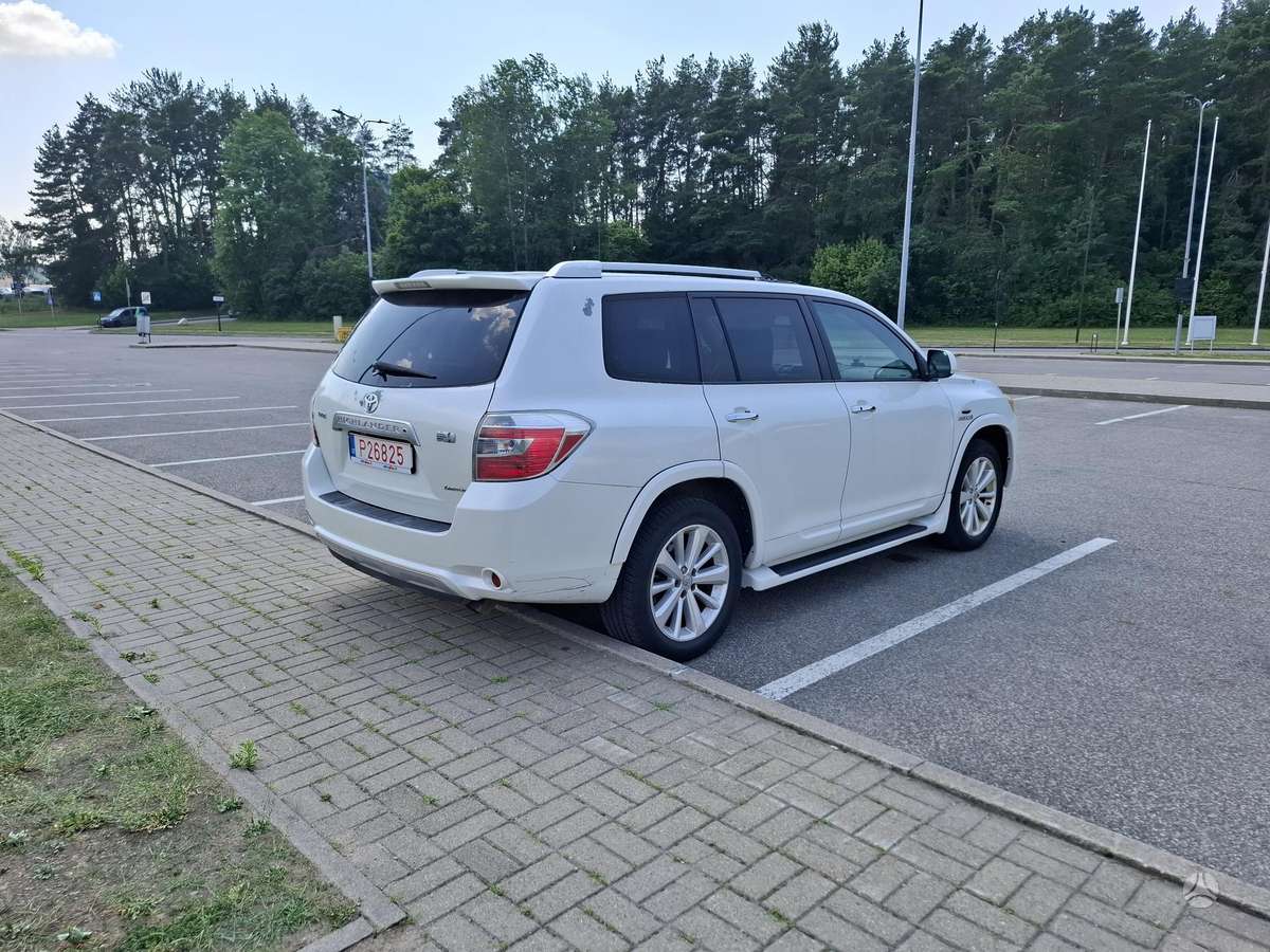 Toyota Highlander - 6