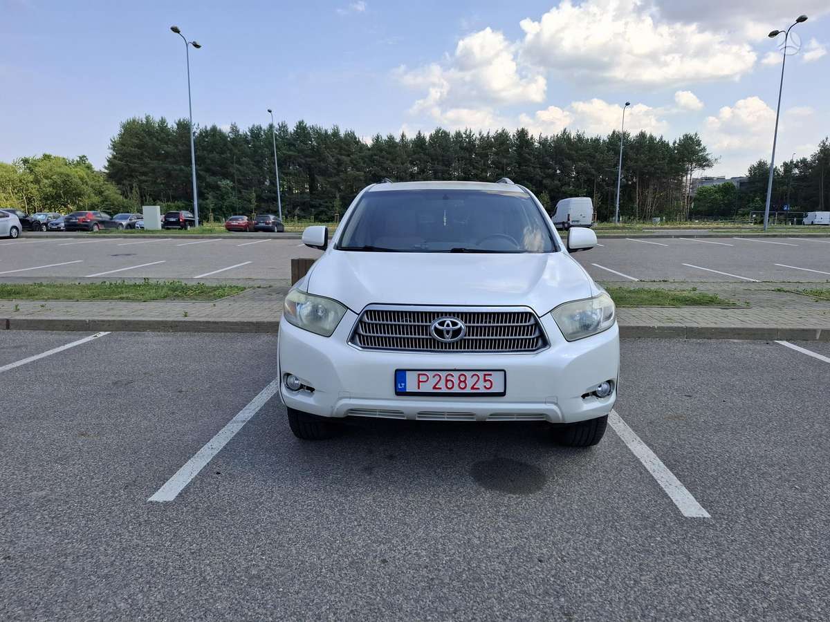 Toyota Highlander - 2