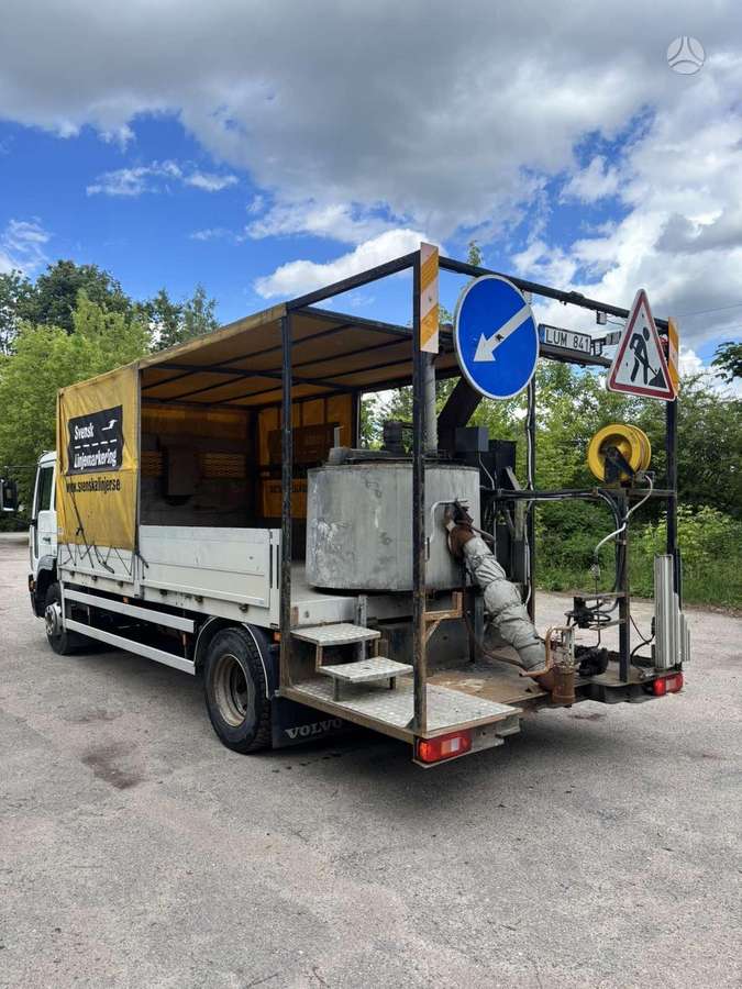 Volvo FL 612 H, paving machinery