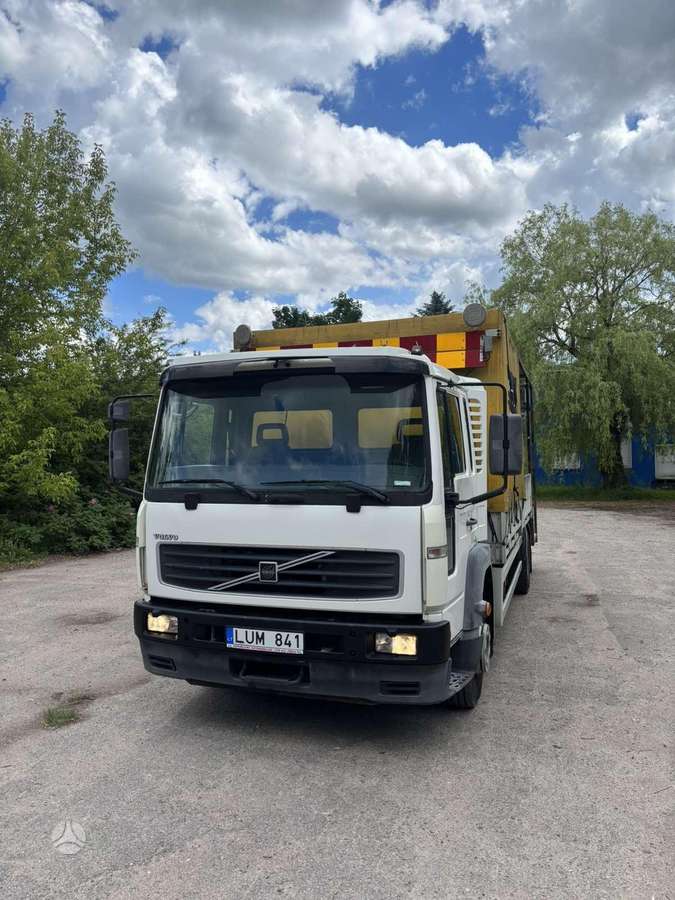 Volvo FL 612 H, kelių tiesimo mašinos