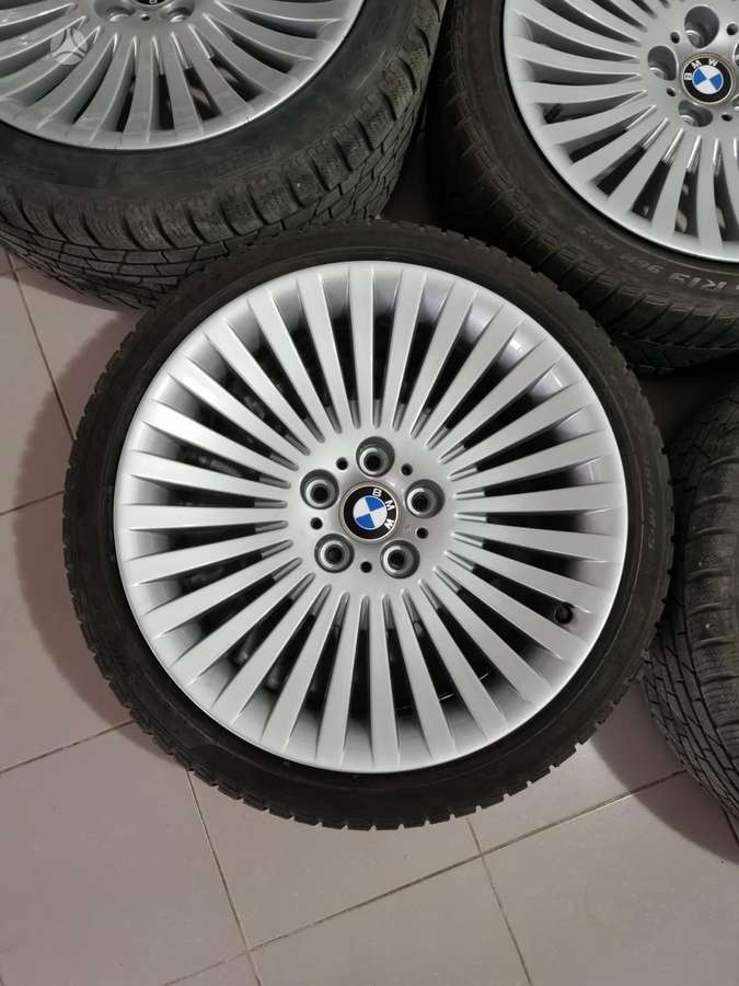 BMW 735, 3.5 l., Седан