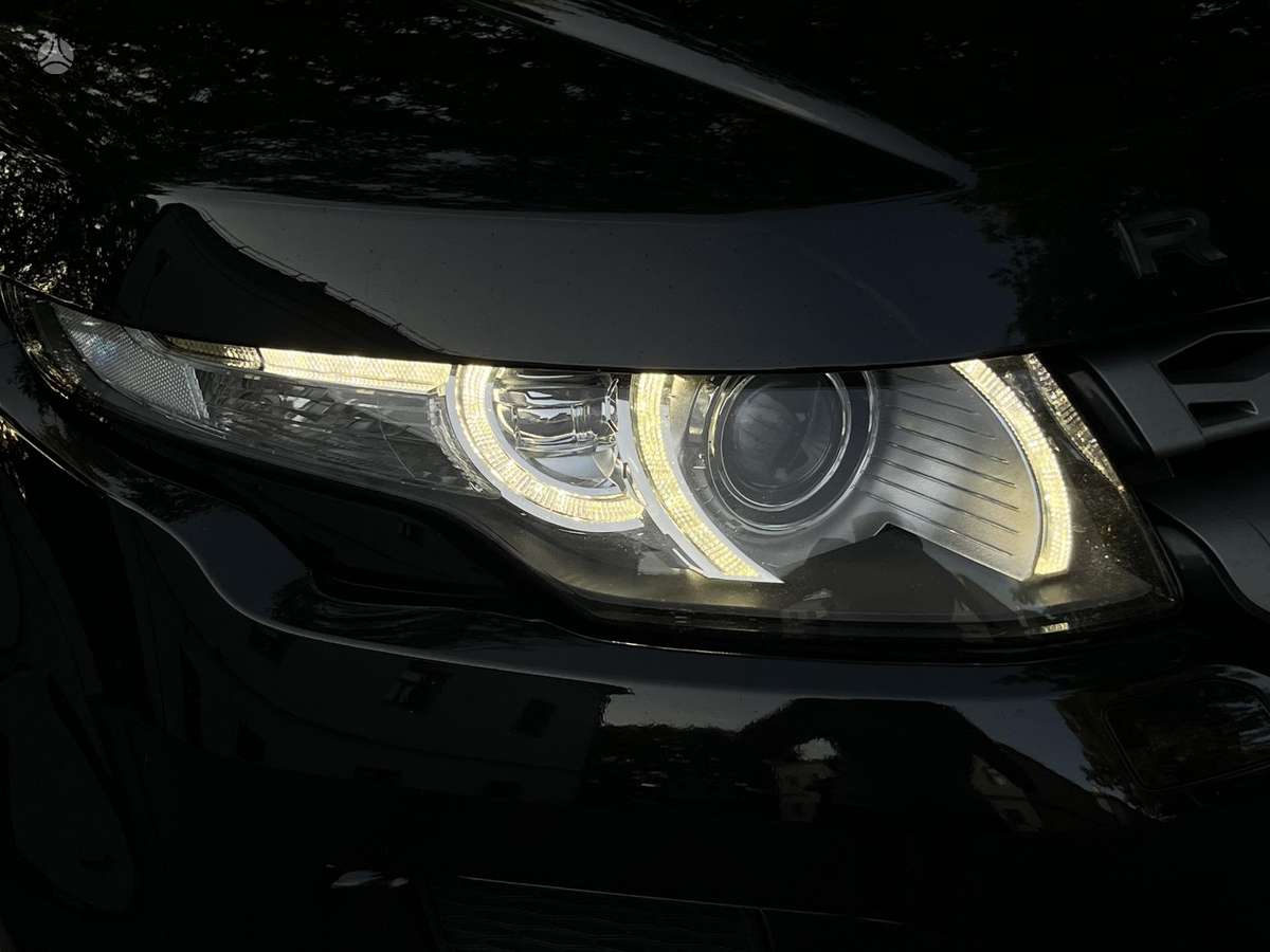 Land Rover Evoque, 2.2 l., off-road / crossover