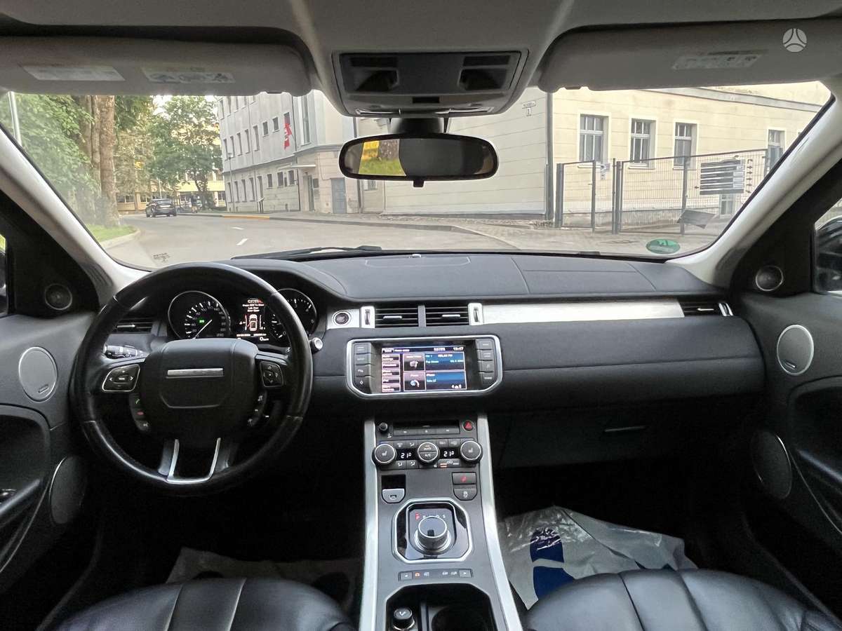 Land Rover Evoque, 2.2 l., off-road / crossover