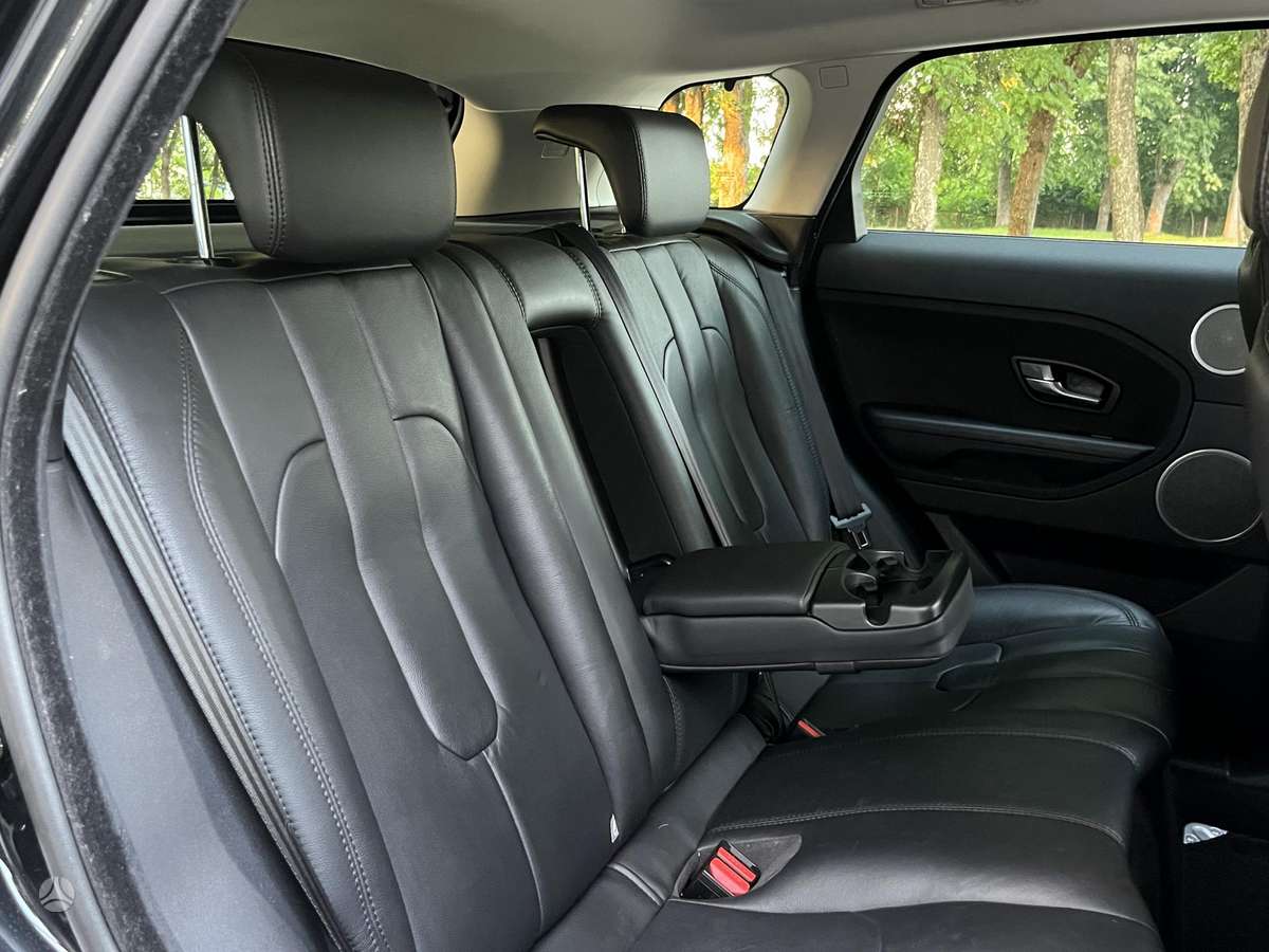 Land Rover Evoque, 2.2 l., off-road / crossover