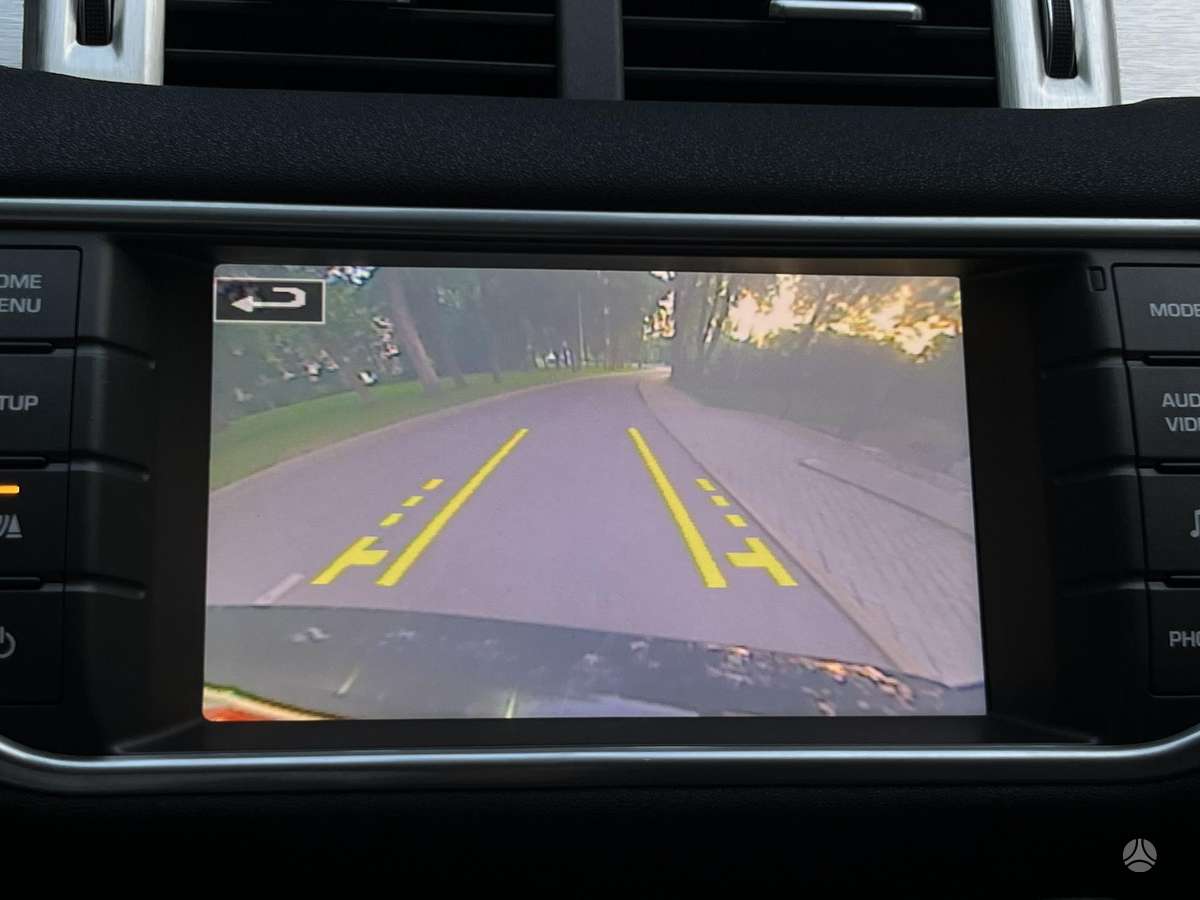Land Rover Evoque, 2.2 l., off-road / crossover