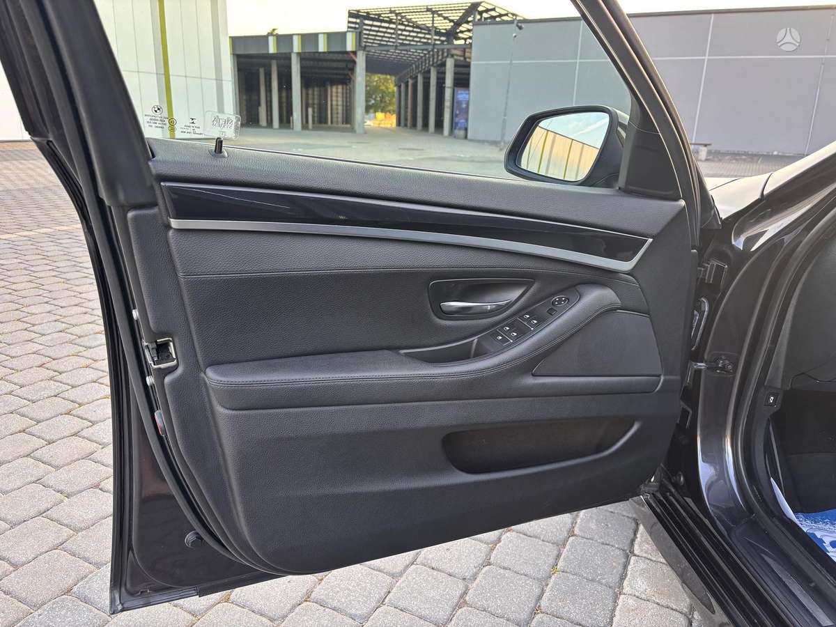 BMW 520, 2.0 l., Универсал