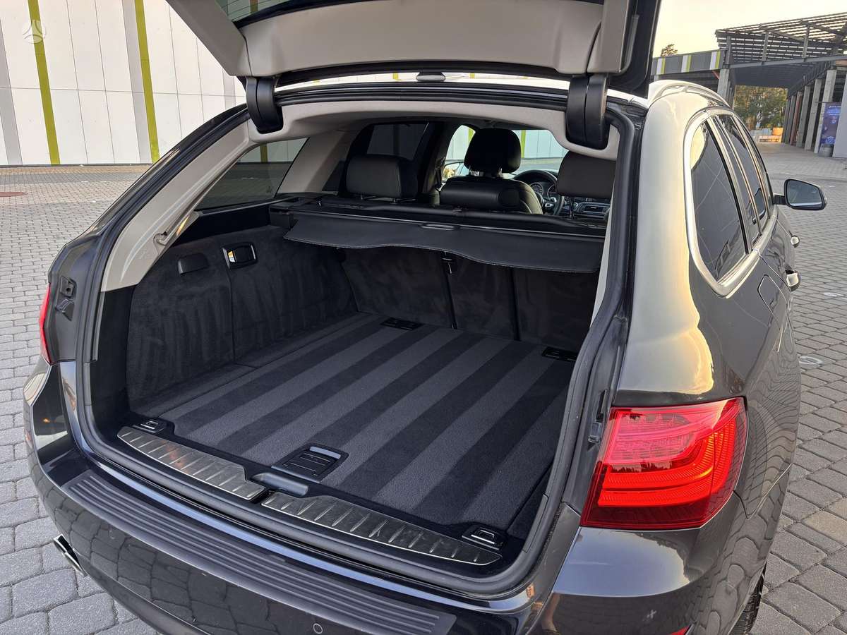 BMW 520, 2.0 l., wagon