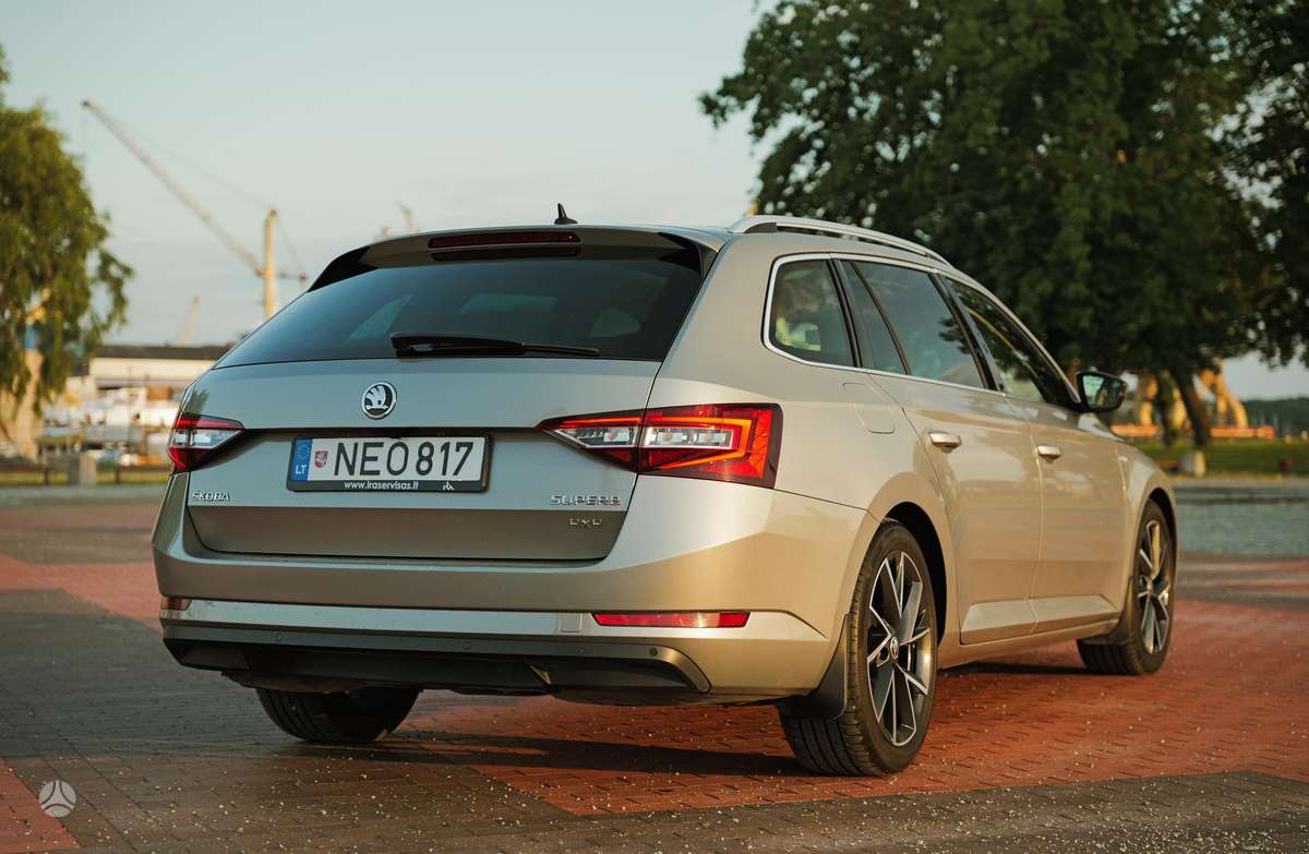 Skoda Superb, 2.0 l., Универсал