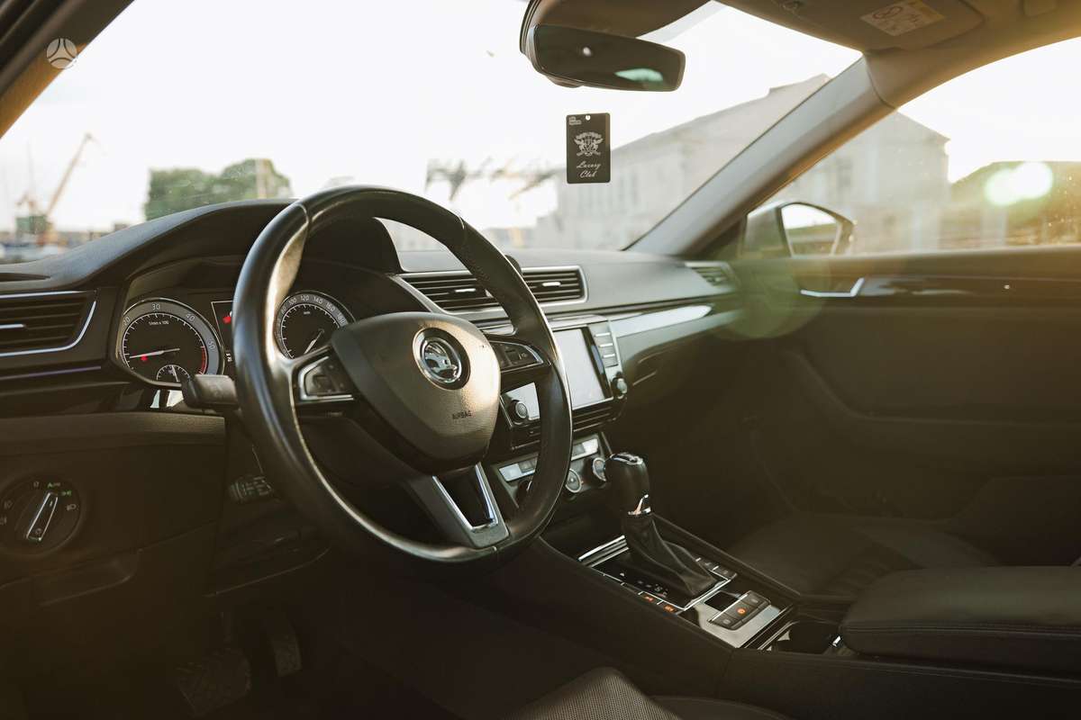 Skoda Superb, 2.0 l., wagon