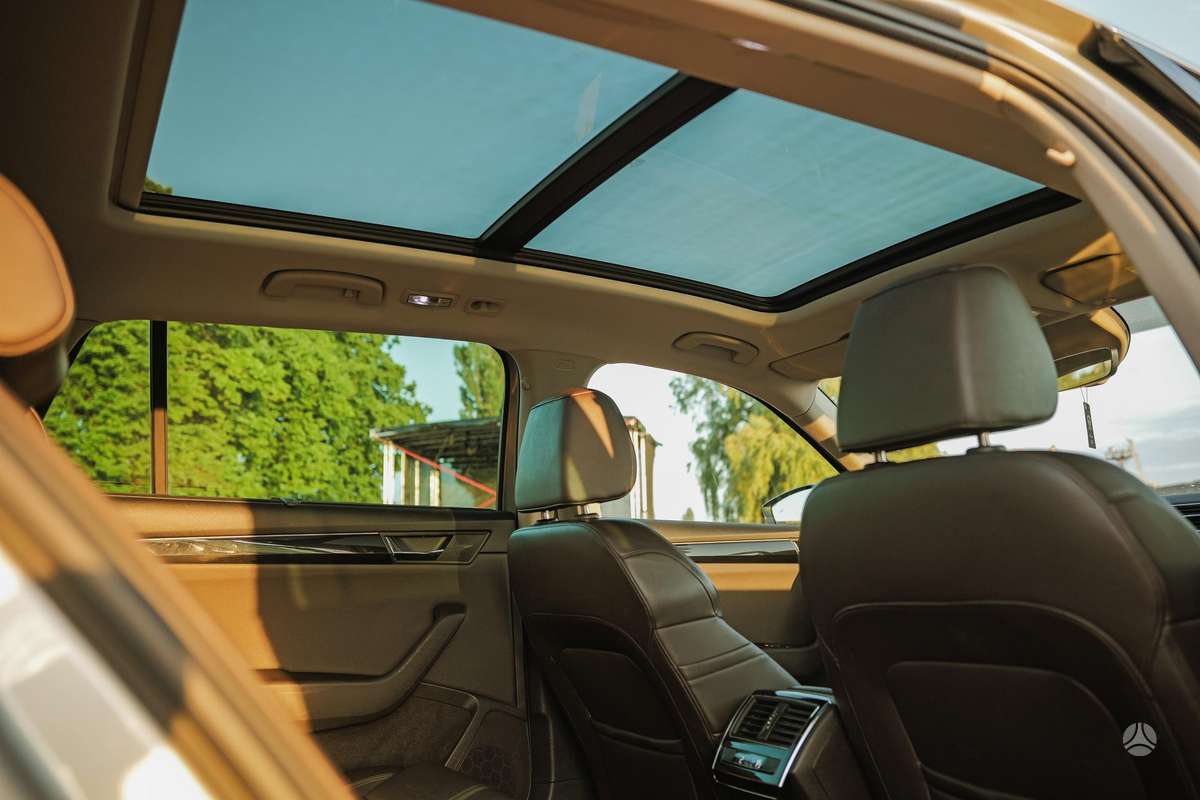 Skoda Superb, 2.0 l., universalas